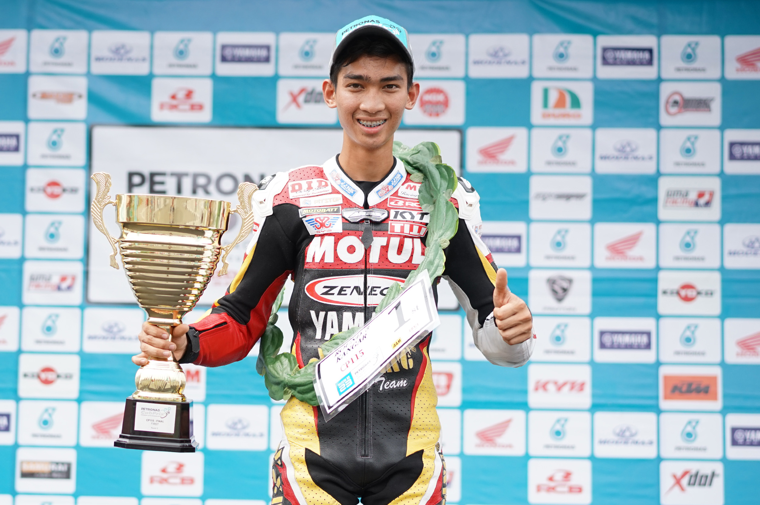 TENGKU AMIRUL MAHU KEMBALI KE PODIUM DI JEMPOL