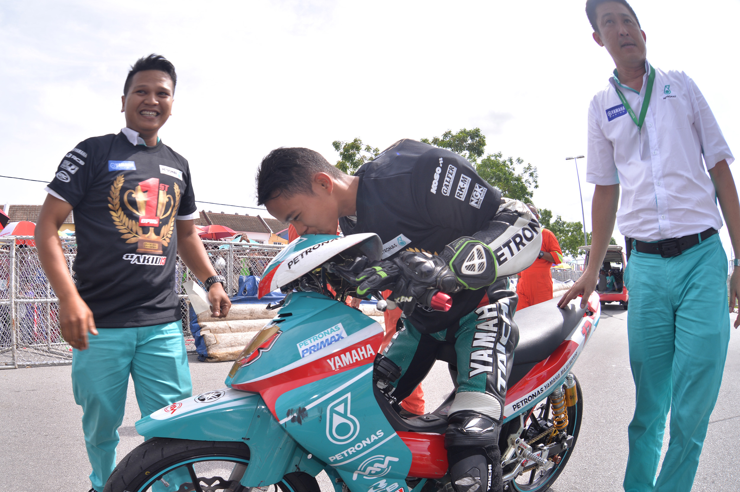 AKID, SHAFIQ SAHKAN GELARAN JUARA KESELURUHAN CP115 DAN WIRA