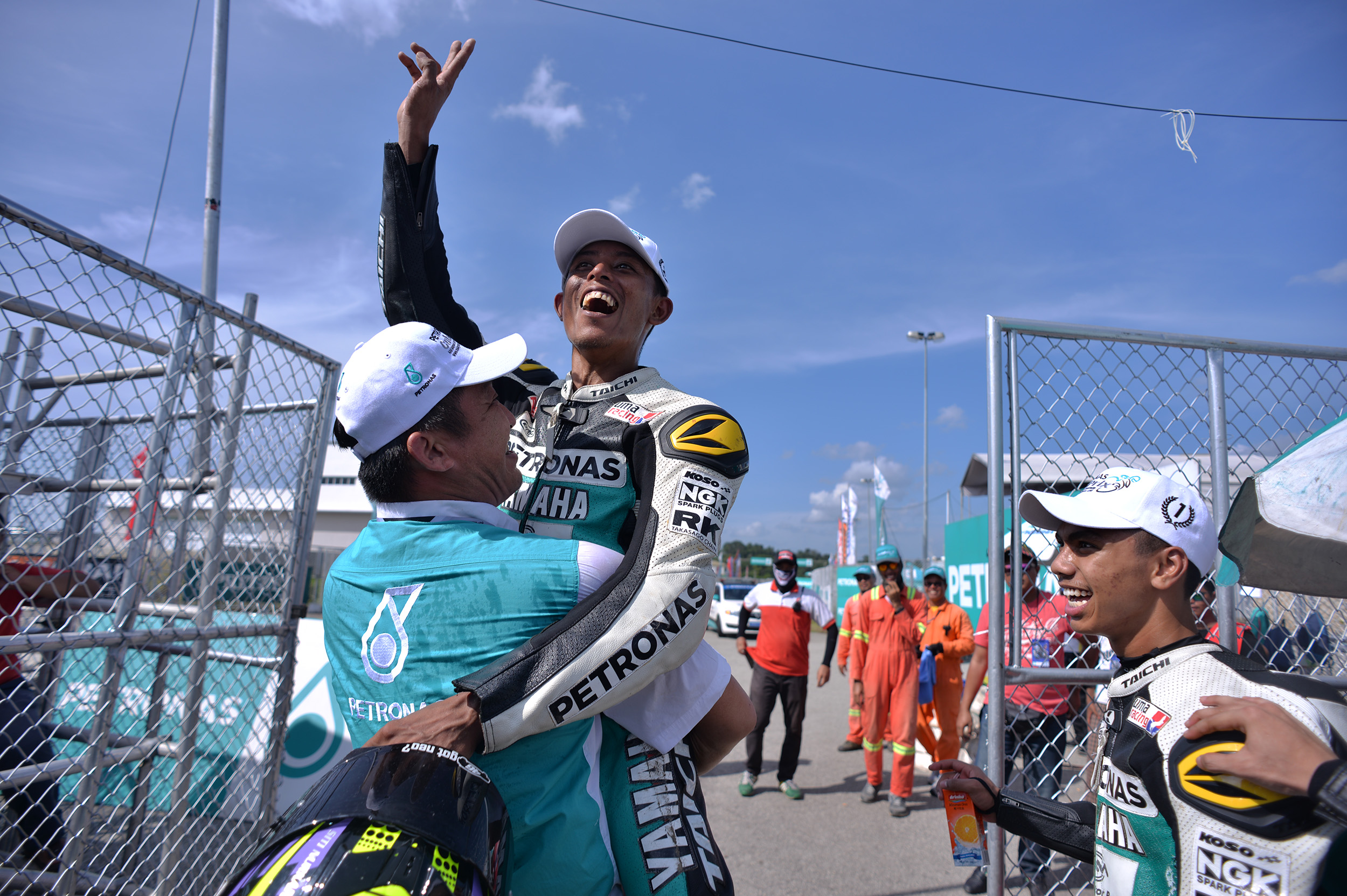 FAZLI TUMPU AKSI CUB PRIX 2017