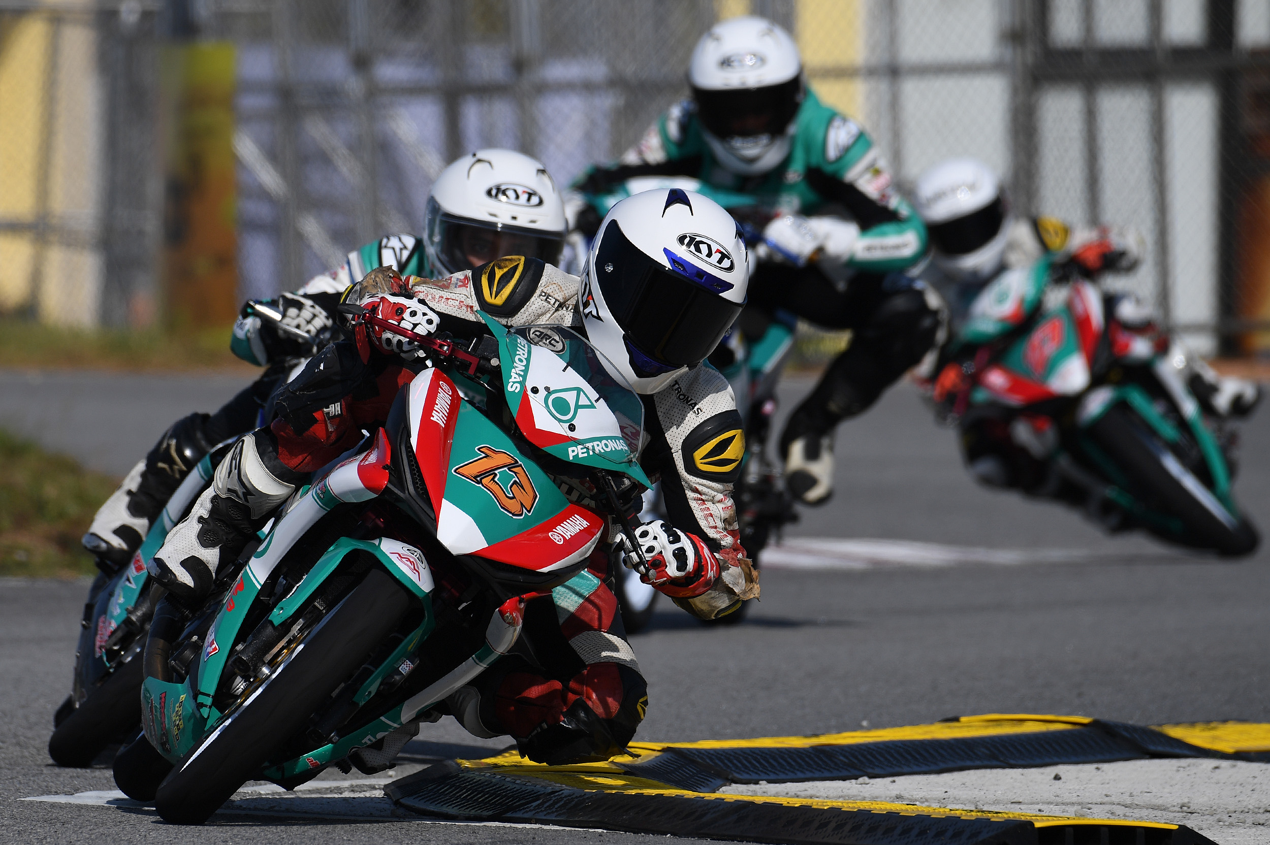 MISI MEMBURU PODIUM BERTERUSAN DI TELUK INTAN