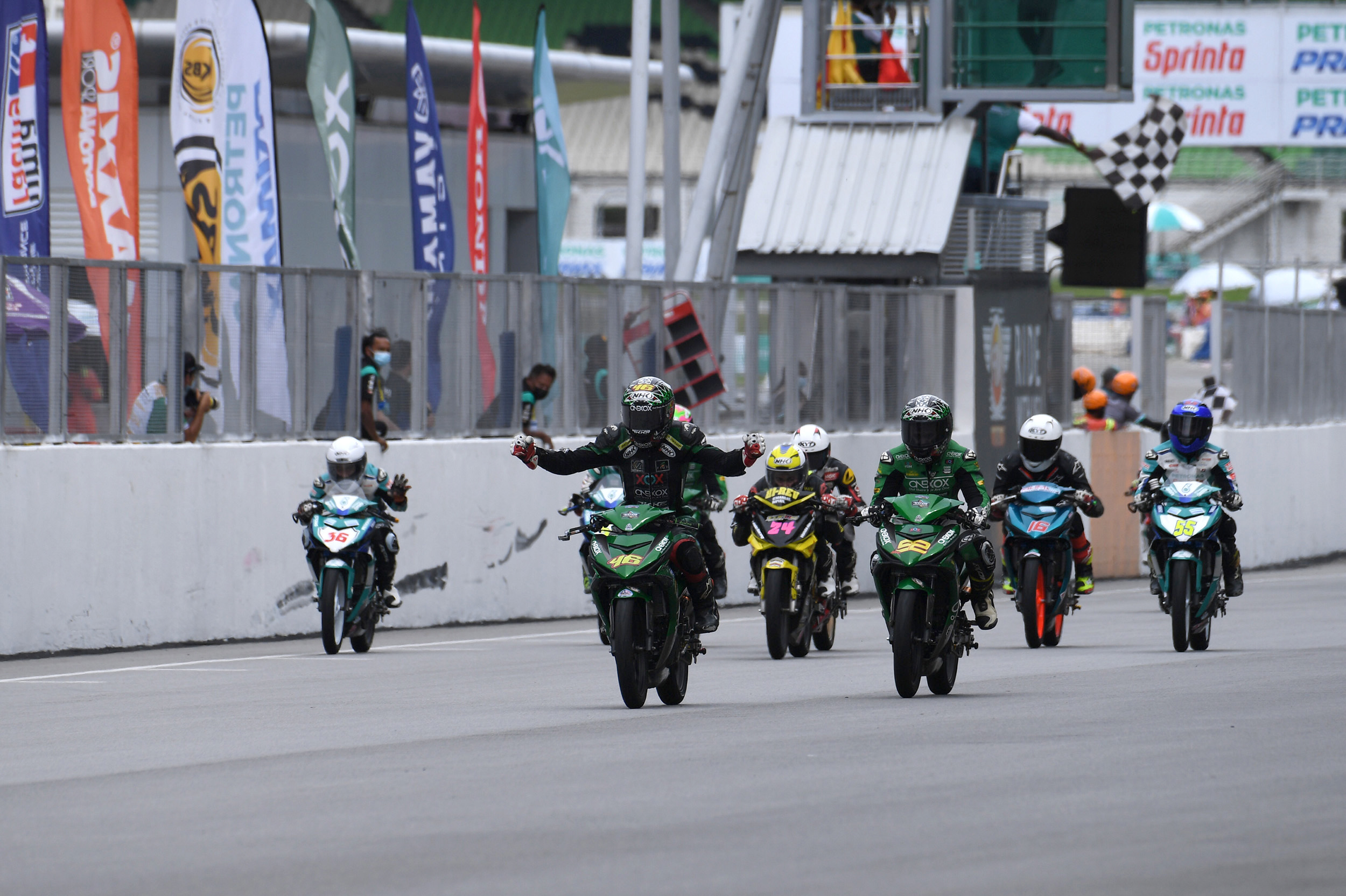 FAZLI SHAM MENCIPTA KEJUTAN DI CUB PRIX PUSINGAN 6