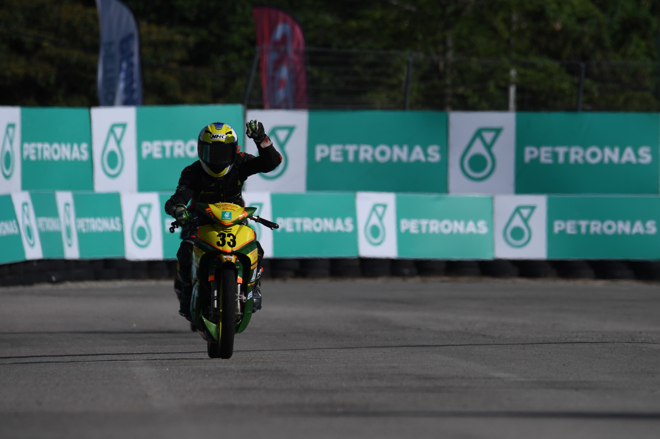 Shahzul Naim Razali dilihat mempunyai peluang cerah untuk menggodol gelaran Juara Keseluruhan PETRONAS Sprinta Pro-Am Cup musim 2021