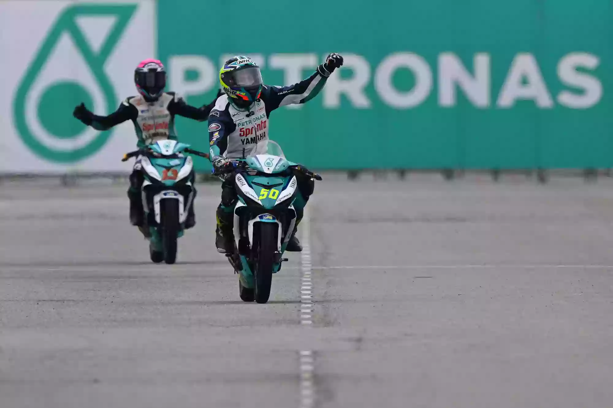 DUO “A” CKJ RACING CEMERLANG DI LAMAN SENDIRI