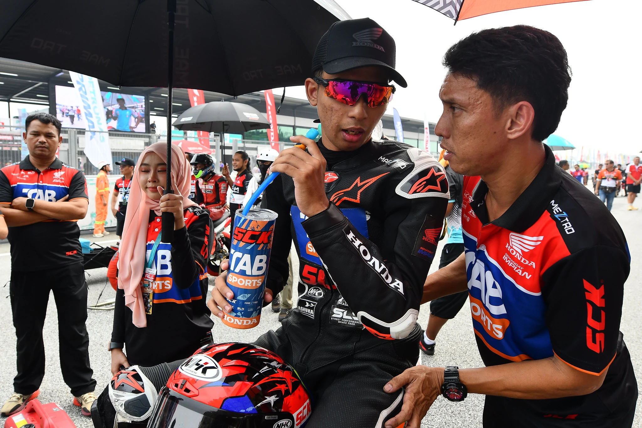 PECAH TELUR PODIUM, ADIB BUNGKAM KERAGUAN